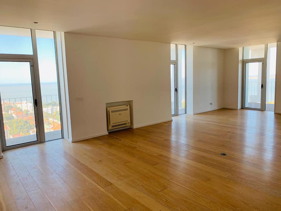 329223831_742707653780366_1696171323440363419_n