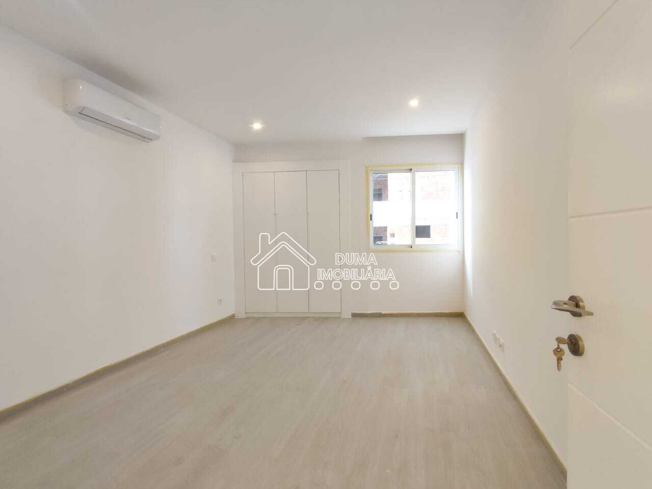 eb062cec-45d2-4246-bd08-b68c82095d7e