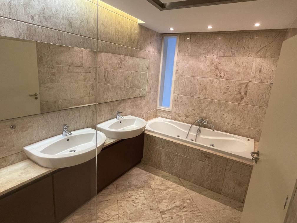 499598229_1366102871306616_1514681947223701179_n