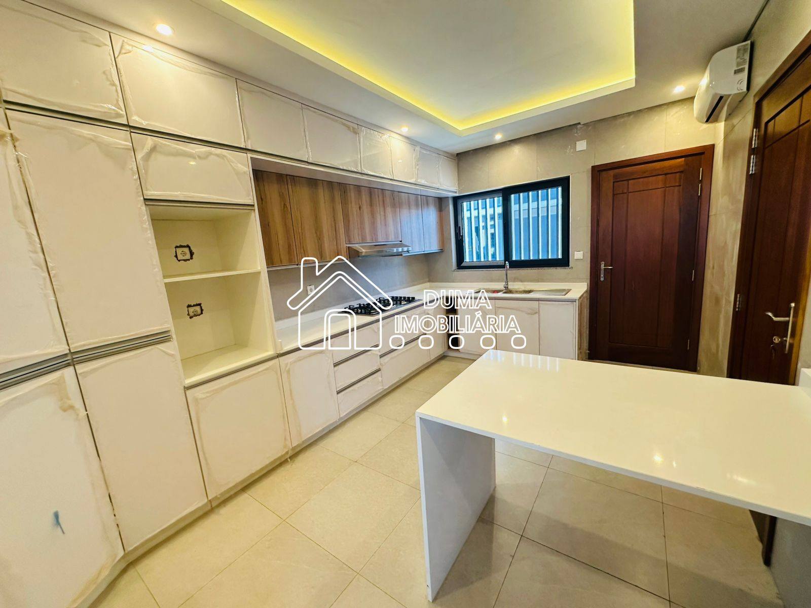 526626105_1419093619340874_58605998567591427_n