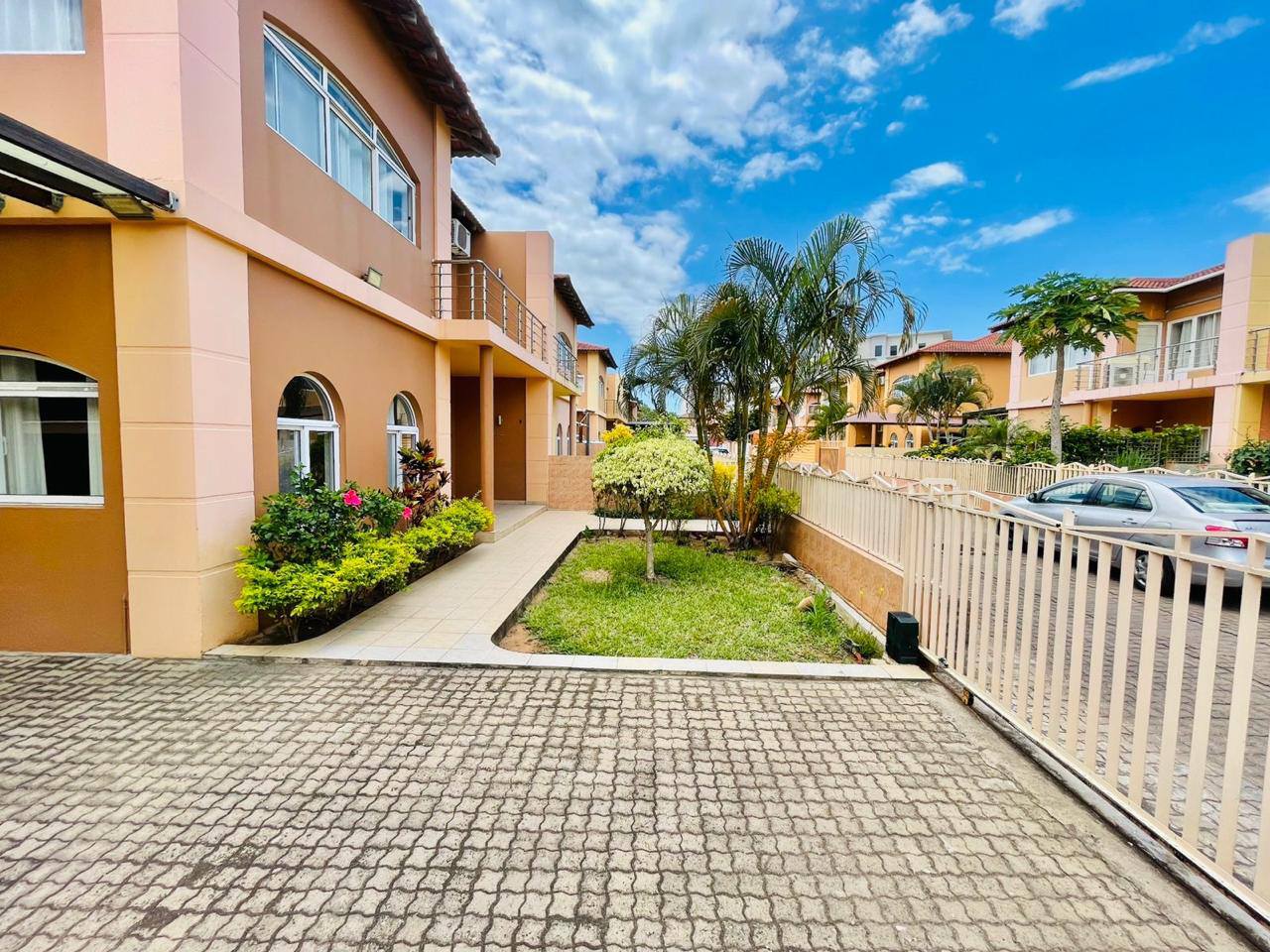 565699324_1482701336313435_3192160924325317489_n