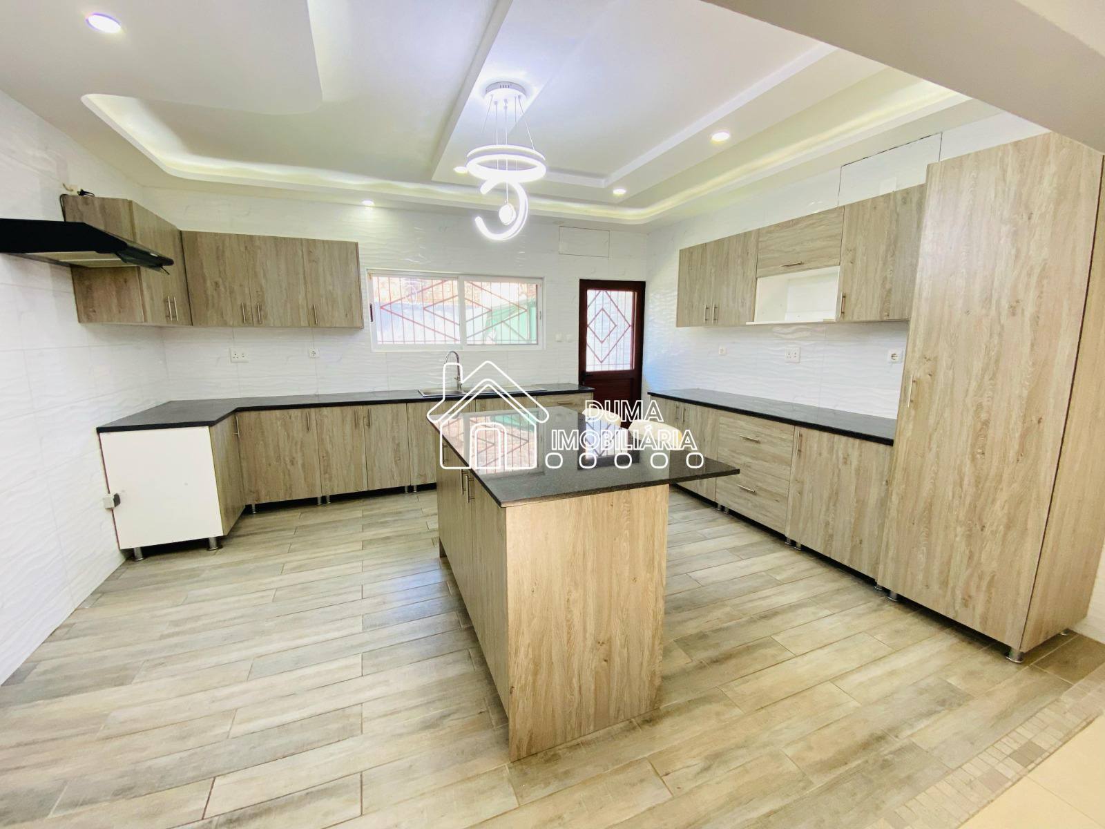 566228772_1482725379644364_5635347449039391759_n