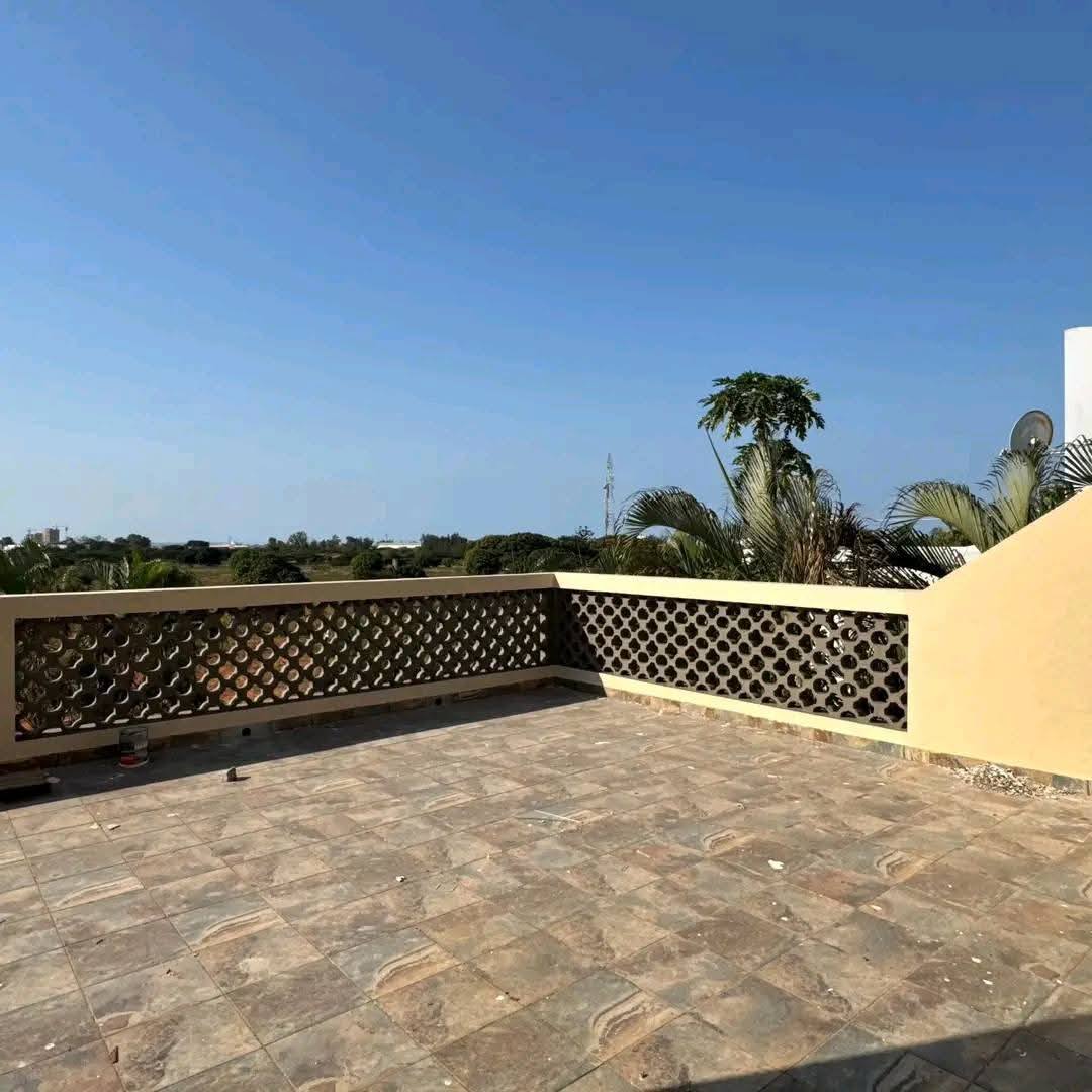 569406871_1487910385792530_339167447784739559_n