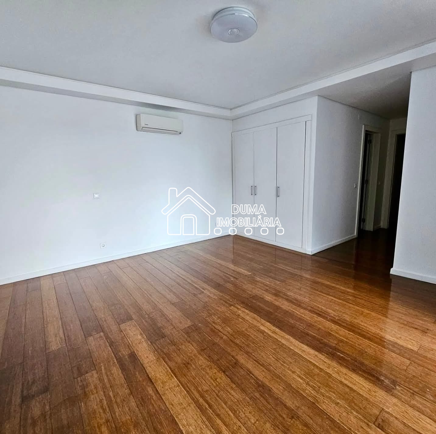 3c4516c1-1978-4695-8e0f-2888d9d063c1