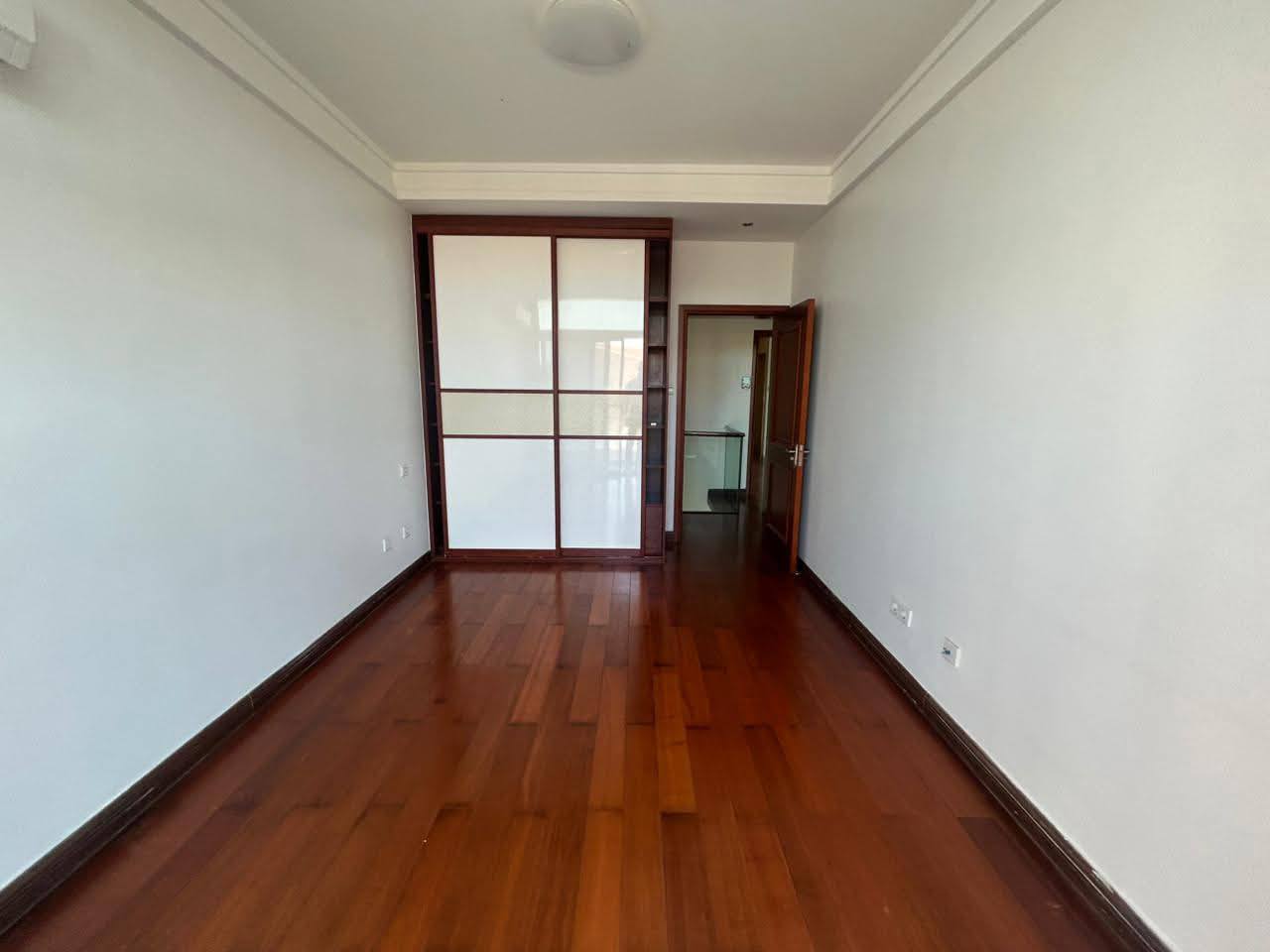 593461188_1521765432407025_7823647925154634659_n