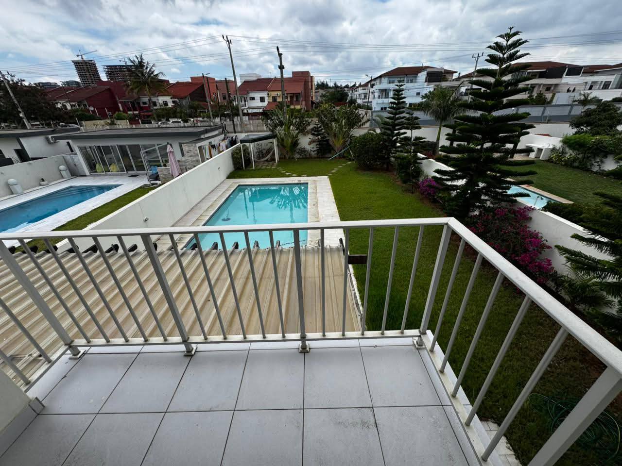 593890981_1521766955740206_4738767745797317571_n