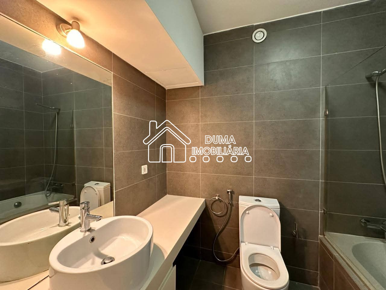 9d1035a3-2236-4b18-869e-38e98e974fda