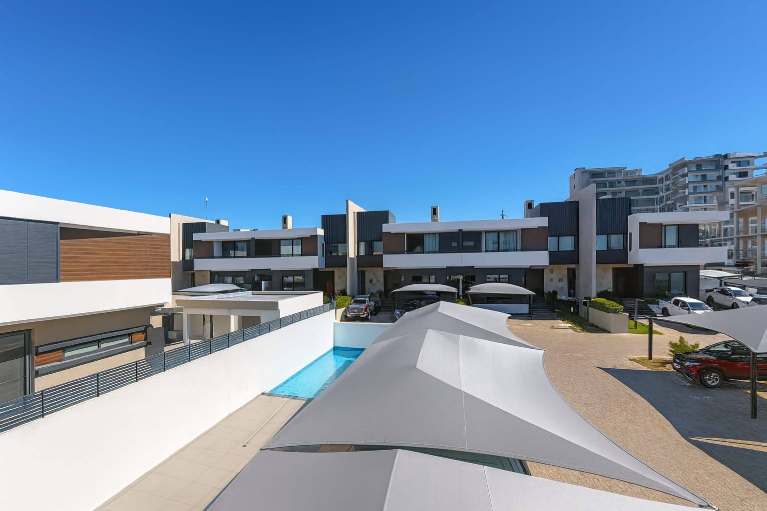 615353358_1553270779256490_6190794920832734027_n