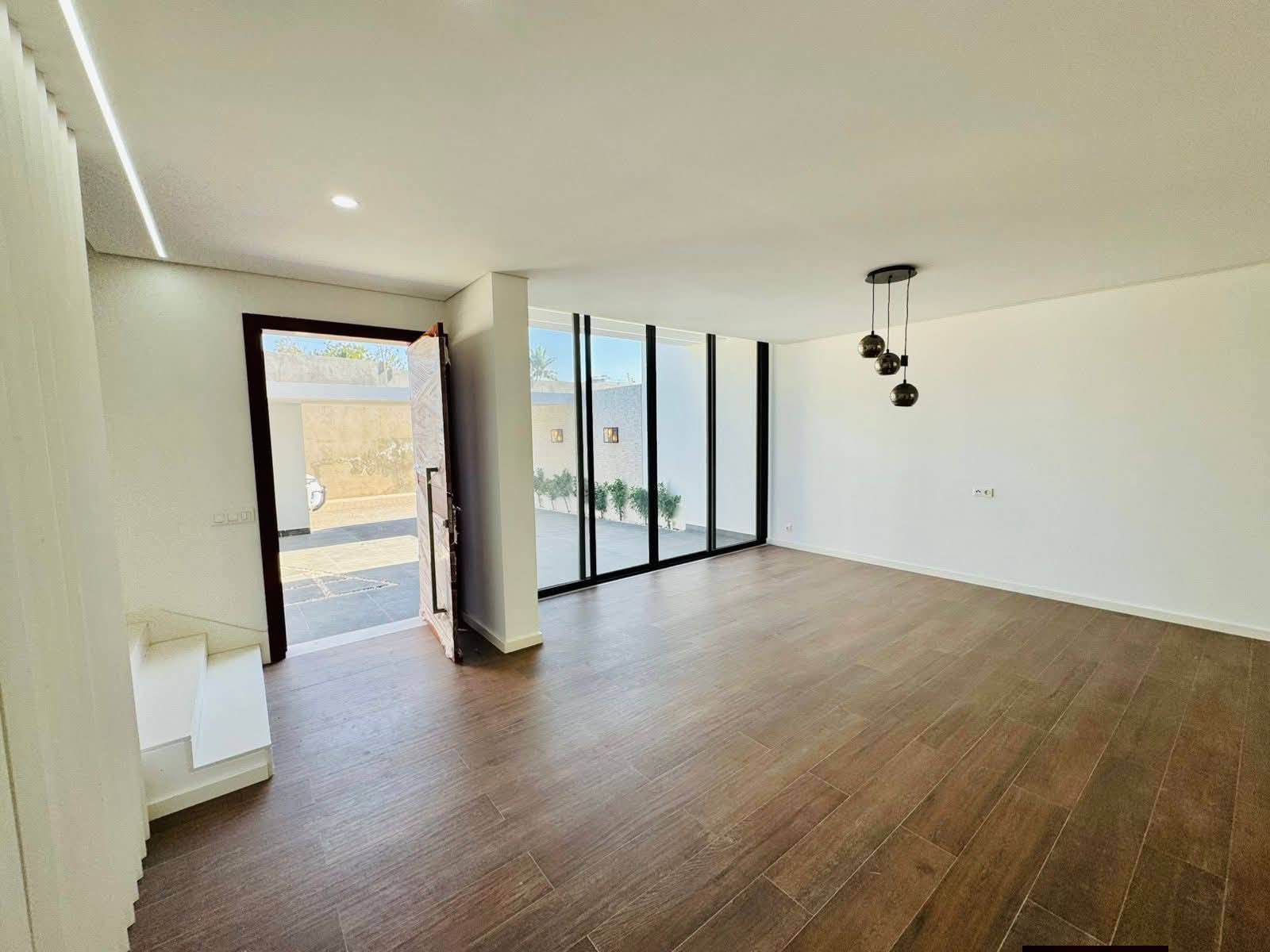 616455950_1553324775917757_8162100620532849449_n