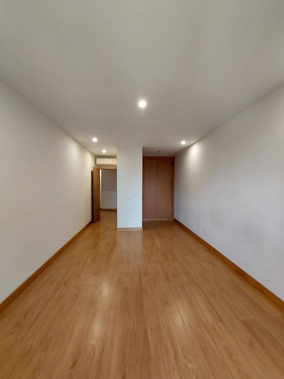 622757575_1564229841493917_6140557286476894222_n