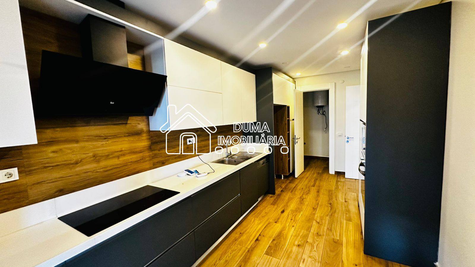 641718101_1589835352266699_4563322083537528961_n