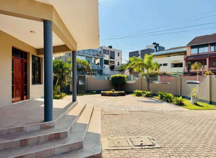 649196053_1598933021356932_7973317274737776711_n-1