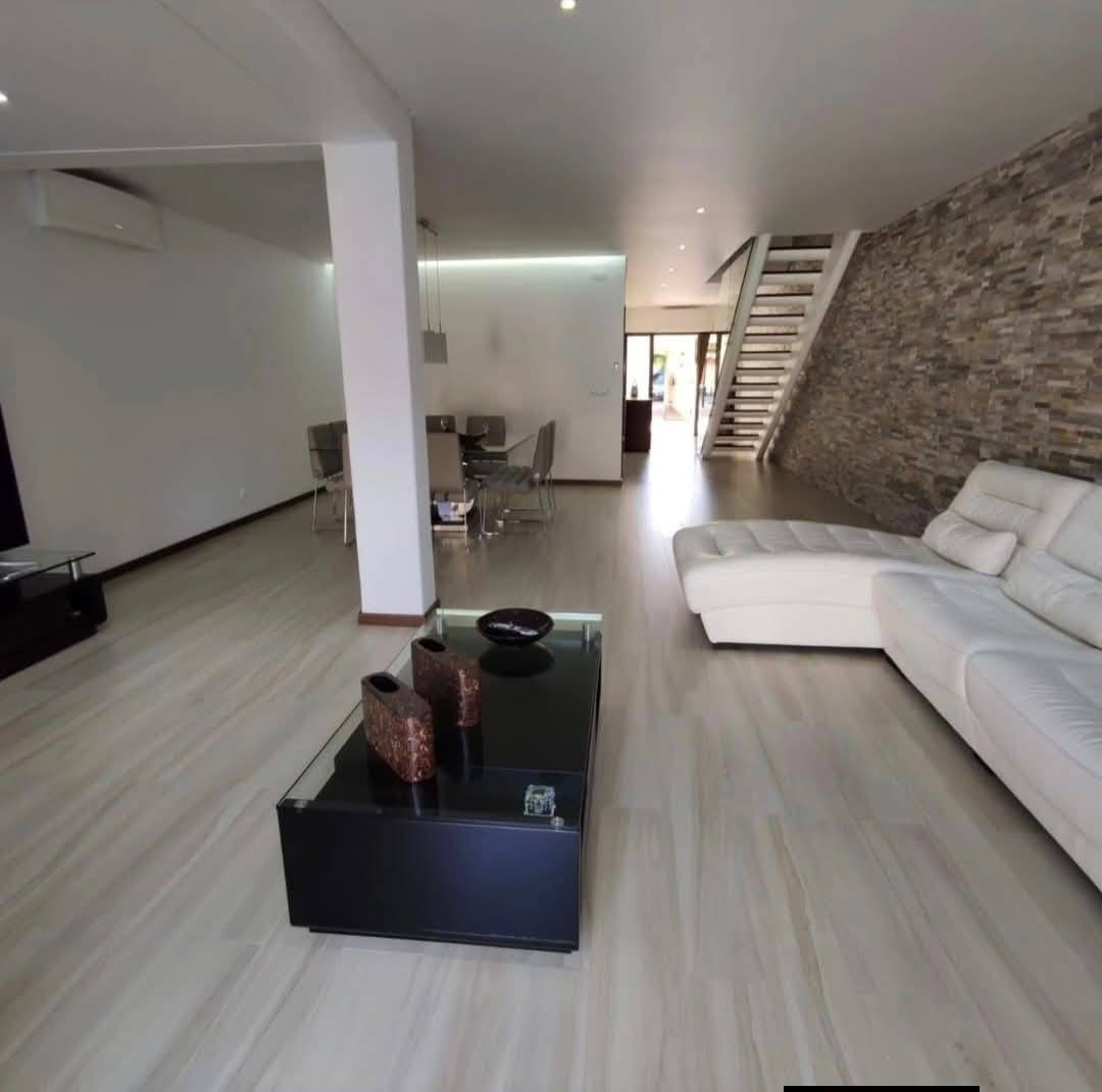 655304134_1606095213974046_4415636385927596034_n