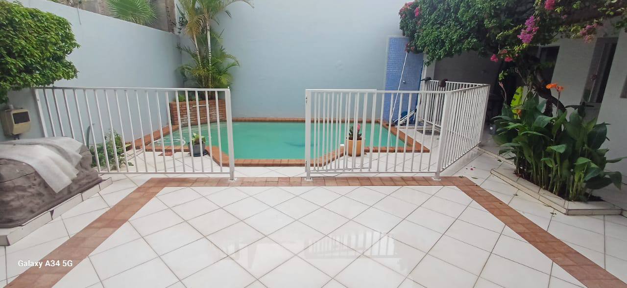 656198292_1611305713452996_3456663159989735458_n