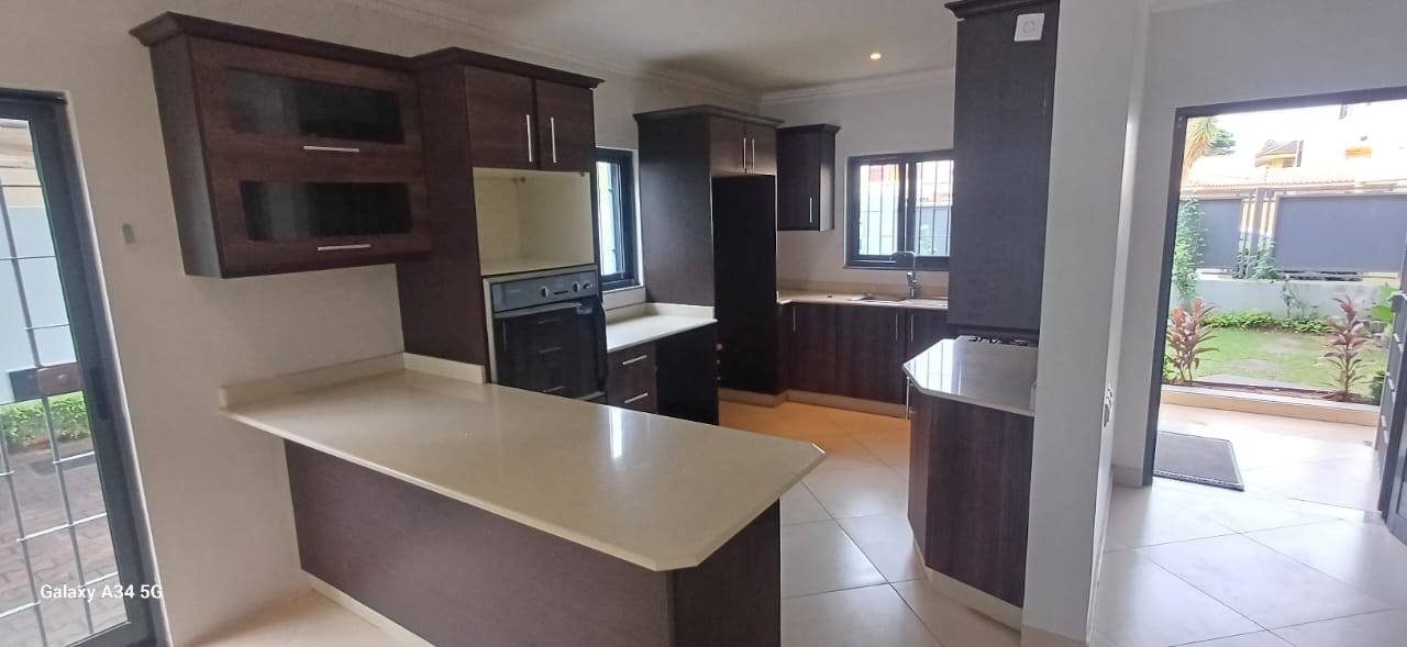 657626987_1611305686786332_358556475371514270_n