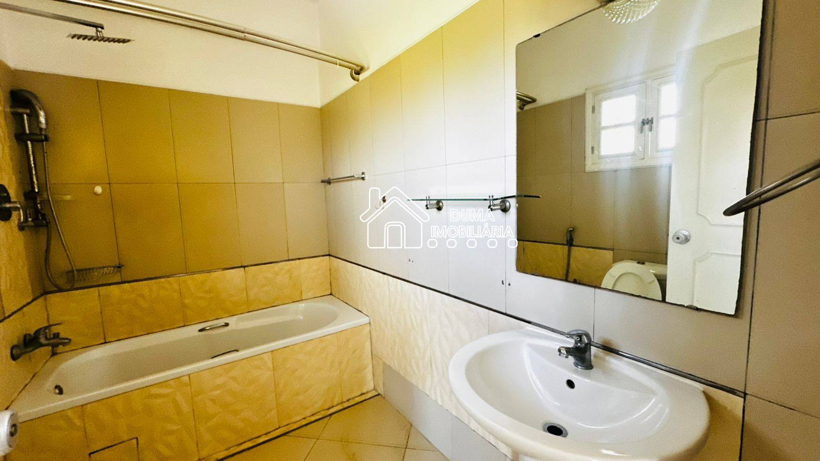 659773671_1617208726196028_2457952017801240153_n